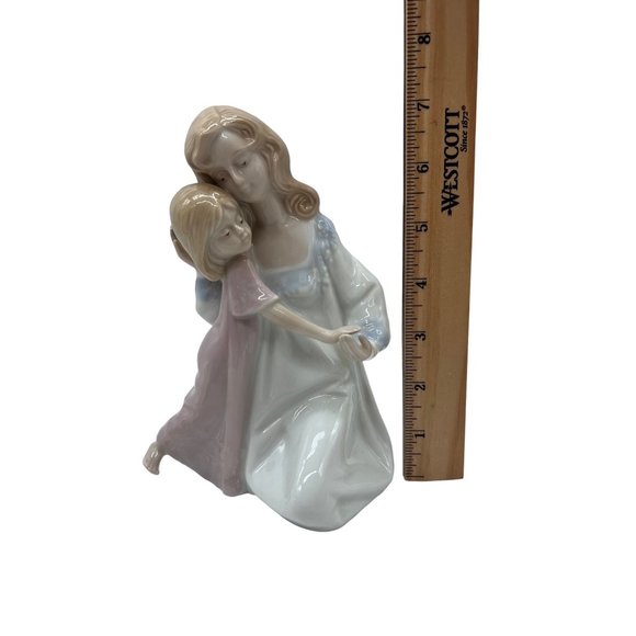 Vintage Paul Sebastian 1990 Mother and daughter Figurine Mother's Love Spiritual - Picture 9 of 13